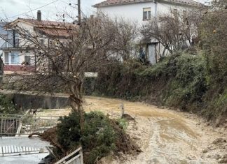 Poplavljeno više naselja na području Mostara, otvorilo se klizište