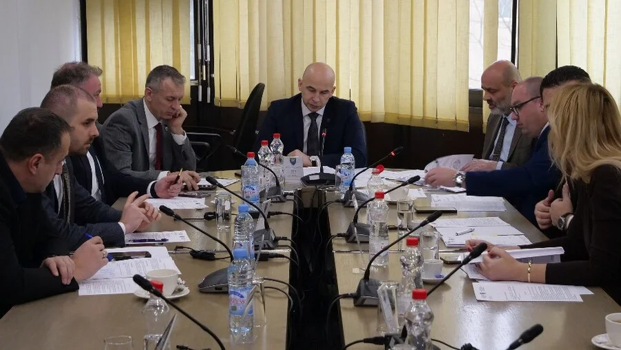 Vlada ZDK donijela odluku o pokretanju pregovora za izmjene kolektivnog ugovora za zaposlene u zdravstvu (VIDEO)