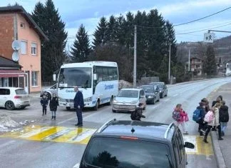 Vozač Centrotransa iz Fojnice čuva djecu i nakon što izađu iz autobusa