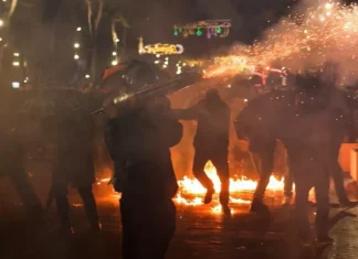 Haos u glavnom gradu Albanije: Protesti protiv vlade pretvoreni u nasilje
