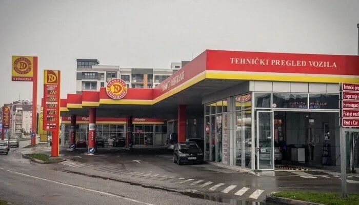 Jedan od najvećih naftaša u BiH radnicima isplatio regres od 1 KM