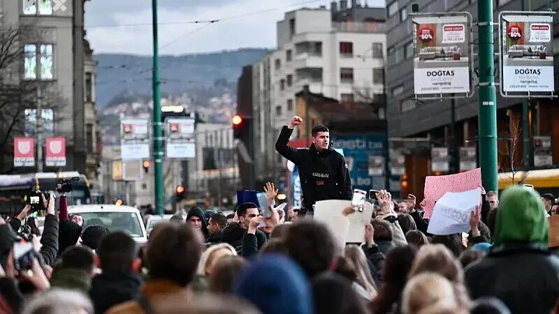 Organizatori jučerašnjeg protesta u Sarajevu ogradili se od danas najavljenih: Postoje špekulacije o mogućim nemirima