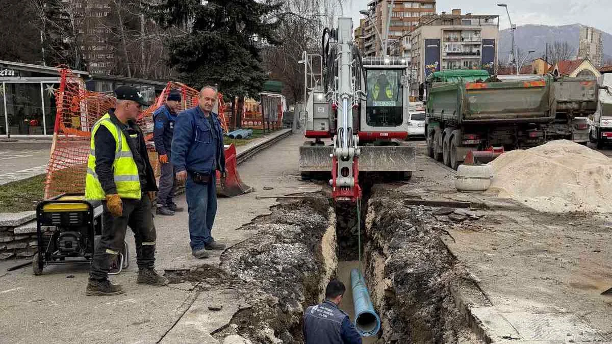 Rekonstrukcija Vodovodne Infrastrukture Na Trgu Alije Izetbegovića Zenica