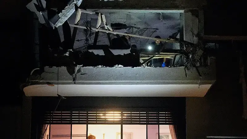 Iran jutros gađao energetske objekte u Zaljevu, a Izrael izveo zračne napade na Teheran