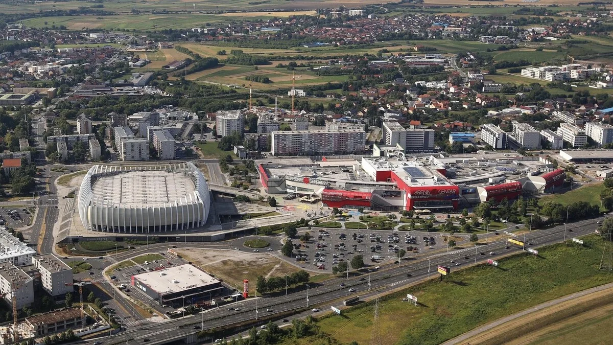 Tri centra u Zagrebu dobila poruku sličnu kao i u Zenici