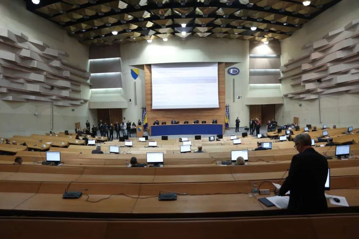 Klub SDA traži hitnu sjednicu Predstavničkog doma PSBiH o zaštiti domaće proizvodnje čelika