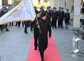 U povodu obilježavanja 15. maja – Dana policije ZDK na spomen obilježju položeno cvijeće (FOTO)