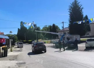 Uz pomoć policije EP HZHB u Čapljini uklonila 150 zastava BiH