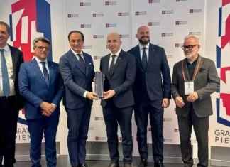 Premijer Nezir Pivić sastao se s predsjednikom italijanske regije Pijemont Albertom Ciriom (FOTO)