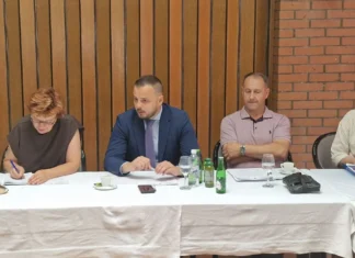 Održan sastanak s rukovodiocima centara za socijalni rad i službi socijalne zaštite u ZDK