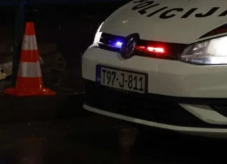 Težak sudar dva Golfa kod Kaknja, povrijeđeno više osoba, među njima i dijete