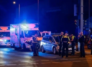 Automobil uletio među učesnike parade ponosa u Berlinu