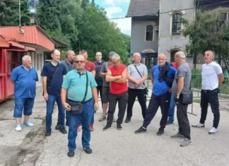 Protest penzionisanih zeničkih rudara, nema penzije, a sada ne mogu ovjeriti ni zdravstvene knjižice