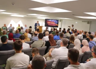 Održana tribina u Islamskom centru Sultan Ahmed u Zenici o logoru Trnopolje