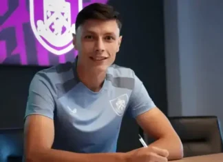 Anel Ahmedhodžić se vratio u Englesku, transfer “težak” sedam miliona eura