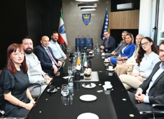 Premijer Pivić i ministar Mušija primili najbolje studente Univerziteta u Zenici (FOTO)