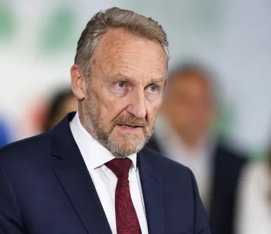 Bakir Izetbegović