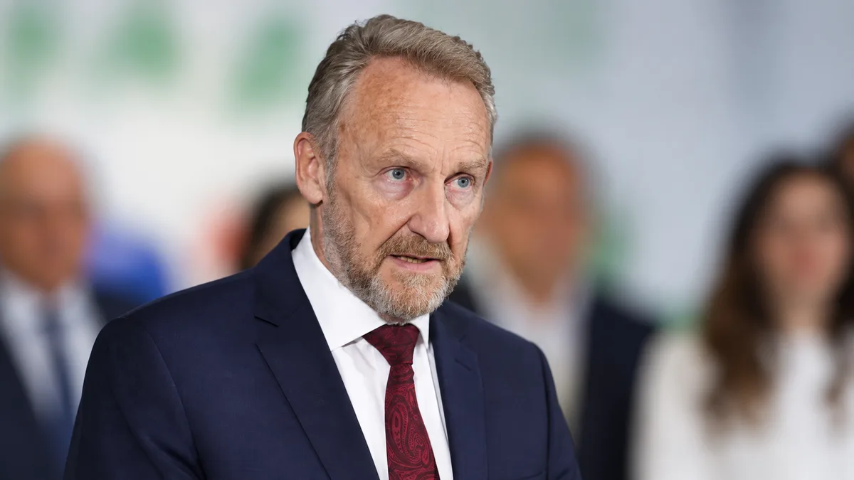Bakir Izetbegović