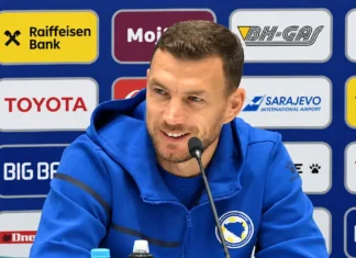 Džeko pred oproštaj poslao poruku navijačima: “Čuvajte našu djecu i našu reprezentaciju BiH” (VIDEO) Edin Džeko