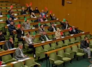 SDA Zenica o neizglasavanju odluke o grijanju: Kasumović pokušao progurati poskupljenje od 106 posto