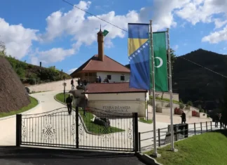 Stara džamija kod Zenice ponovo otvara vrata, supružnici Isaković je obnovili