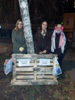Na više lokacija u Zenici postavljene palete sa dobrovoljnim prilogom