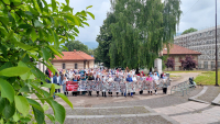 Okupljanje srebreničkih Majki u znak sjećanja na 11. juli 1995. godine