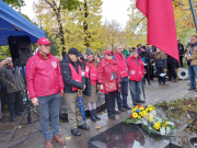 Polaganjem cvijeća na spomen obilježjima u Zenici obilježen Dan državnosti BiH