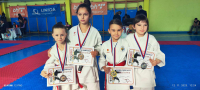 Karate klubu "Perfekt" 33 medalje sa turnira iz Tuzle, Doboja i Mostara (FOTO)