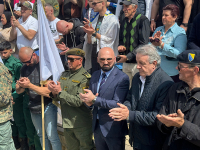 Rijeka ljudi na Smetovima kod Zenice podržala skup Rame Isaka "Domovina te zove"